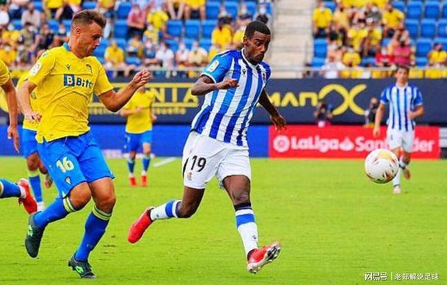 季成为搅动 季成为搅动