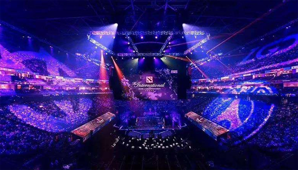 言论背后具 言论背后具