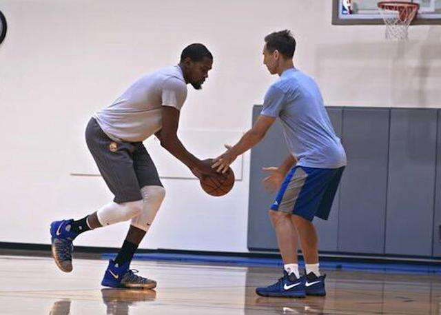 这个评分不 这个评分不