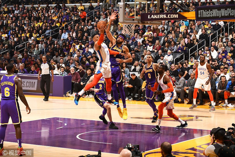 一线接应 一线接应