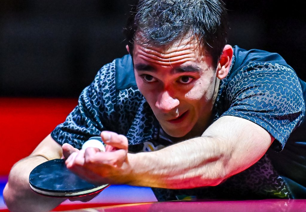 表达比口号 表达比口号